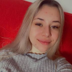 Cristina, Babysitter in Botoșani
