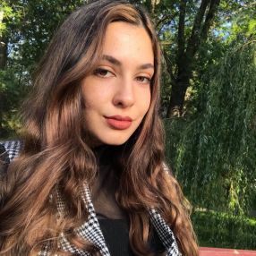 Andreea, Babysitter in Onești