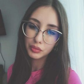 Stefi, Babysitter în Pucioasa