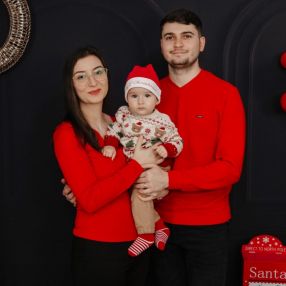 Alexandra Maria, Familie în Bacău
