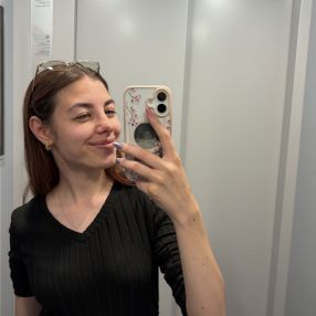 Adriana-Florentina, Babysitter in București