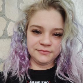 Georgiana - Emilia, Babysitter în Gherla