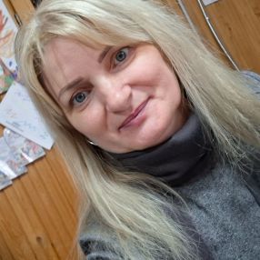 Corina Maria, Babysitter în Simeria