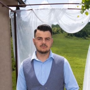 Florin, Familie în Oradea