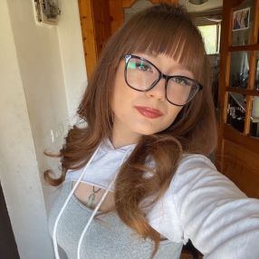 Alexia, Babysitter în Pucioasa