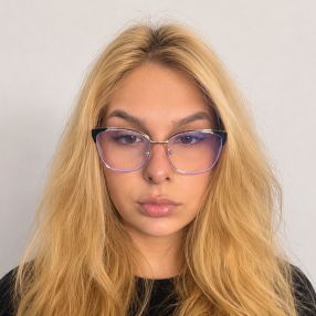 Antonia-Viviana, Babysitter în Sibiu