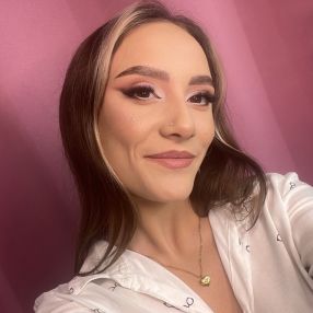 Andrea, Babysitter in Satu Mare