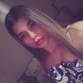 Csillag, Babysitter in Arad