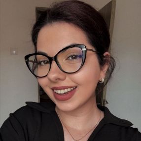 Noemi, Babysitter în Târgu Mureș