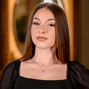 Elena, Babysitter in Tulcea