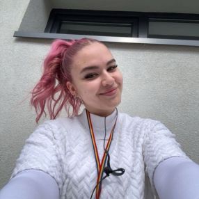 Roxana, Babysitter în Brașov