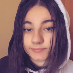 Malina, Babysitter in Bacău