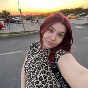 Alexia, Babysitter în Dumbrăvița