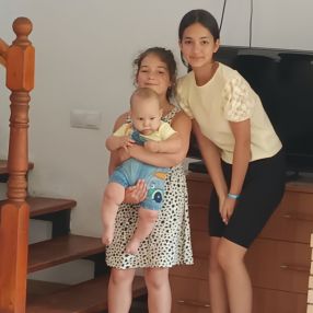 Kinga, Familie în Reghin