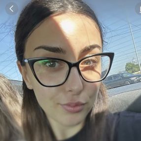 Anastasia, Babysitter în Săcele