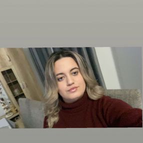 Maxian, Babysitter în Beclean