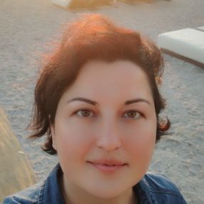 Andreea, Babysitter în Turda