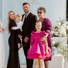 MIHAI, Familie în Bacău