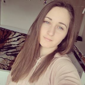 Adelina, Babysitter în Sânpetru