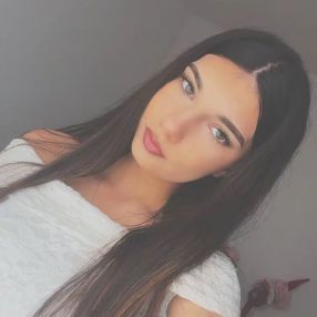 Stefania, Babysitter în Pucioasa