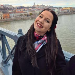 Alessia, Babysitter în București