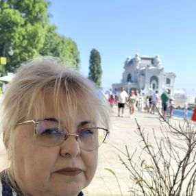 Virginia, Babysitter în Pantelimon