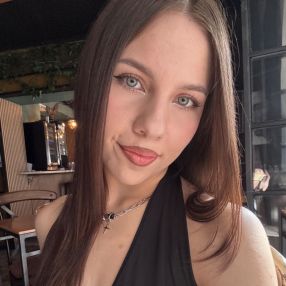 Vanessa, Babysitter în Codlea