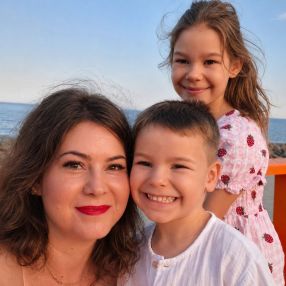 Elena, Family in Tulcea