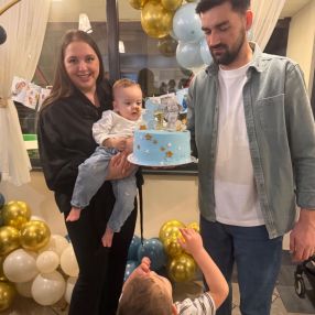 Aniela, Familie în Cristian