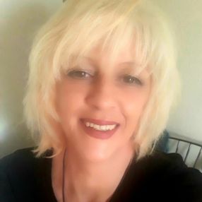 Agneta, Babysitter in Dej