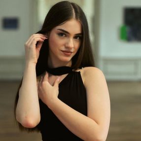 Anamaria, Babysitter în Zalău