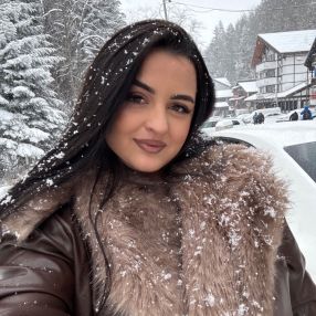 Mihaela, Babysitter în Popești-Leordeni