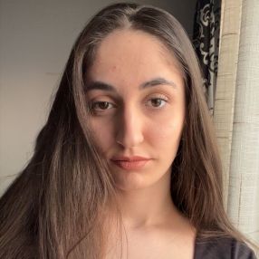 Monica, Babysitter în Baia Mare
