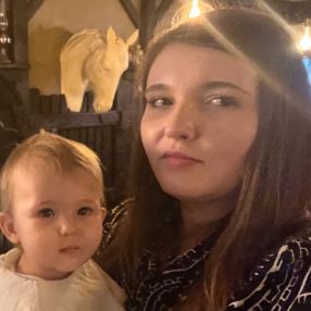 Alexandra, Family in Clinceni
