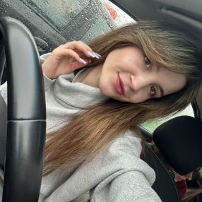 Laura, Babysitter în Giurgiu