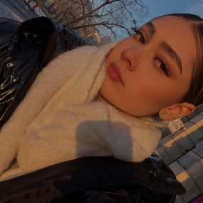 Georgiana, Babysitter în Berceni