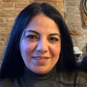 Gabriela, Babysitter în Bistrița