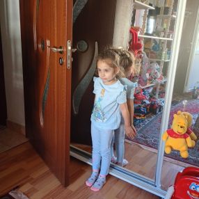 Costi, Familie în Râmnicu Vâlcea