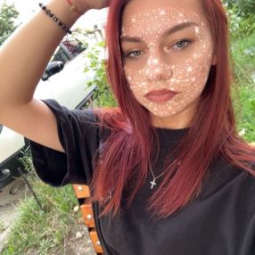 Alexandra, Babysitter în Caransebeș