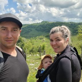 Raluca, Family in Deva