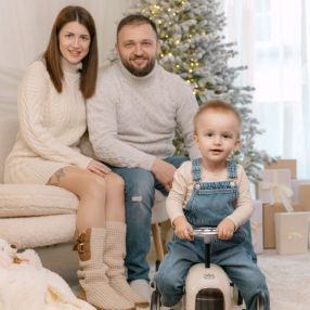 Sabina, Familie în Piatra Neamț
