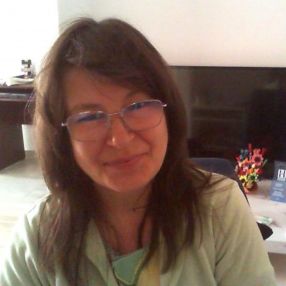Mihaela, Babysitter in Sânpetru