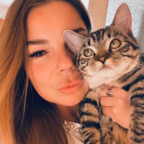 Kinga, Babysitter în Zalău