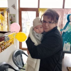 Dory, Babysitter in Suceava