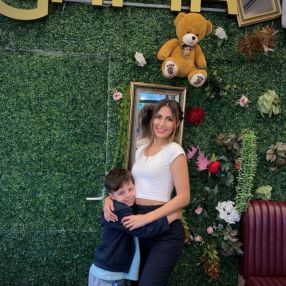 Popa, Babysitter în București