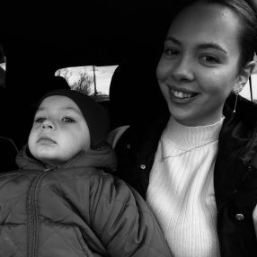Memelta, Babysitter in Cisnădie