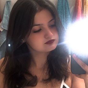 Elena, Babysitter în Baia Mare