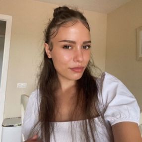 Andra, Babysitter în Alba Iulia