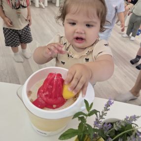 Cristina, Familie în Iași