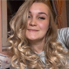 Alexandra, Babysitter în Satu Mare